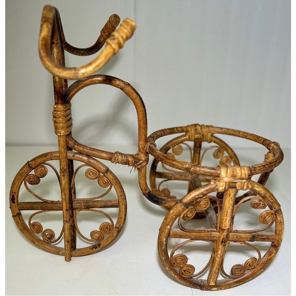 Vintage 70’s Bohemian Rattan Bamboo Bicycle Planter - Picture 5 of 12